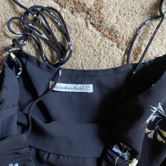 Abercrombie Tie-Strap Formal Midi-Dress in beautiful floral print - Picture 3 of 4